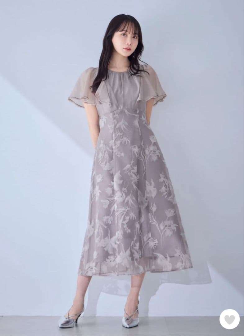 overE フラワーフロッキーオケージョンドレス　90サイズ