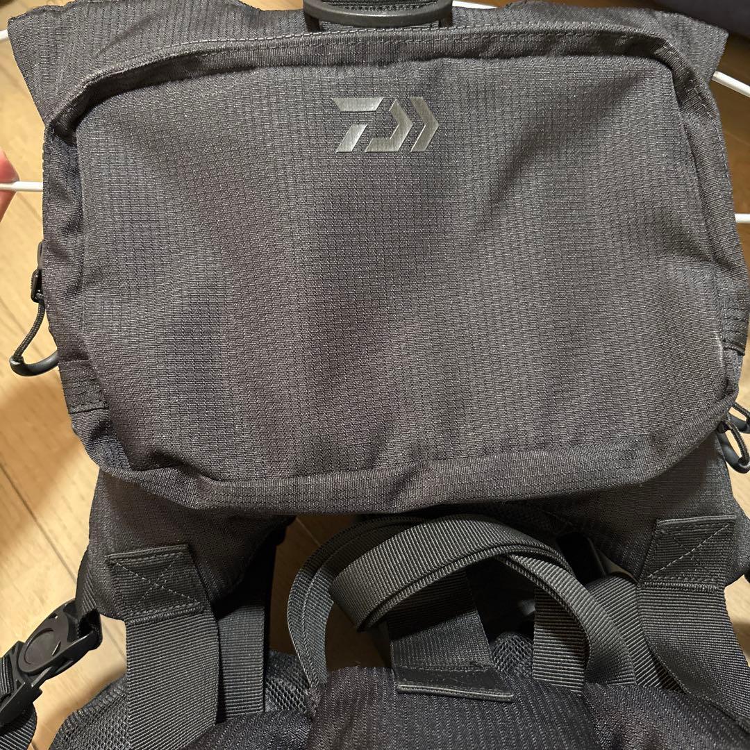 ひとし　DAIWA ダイワ　DF-6122 ベンチクールゲームベストV