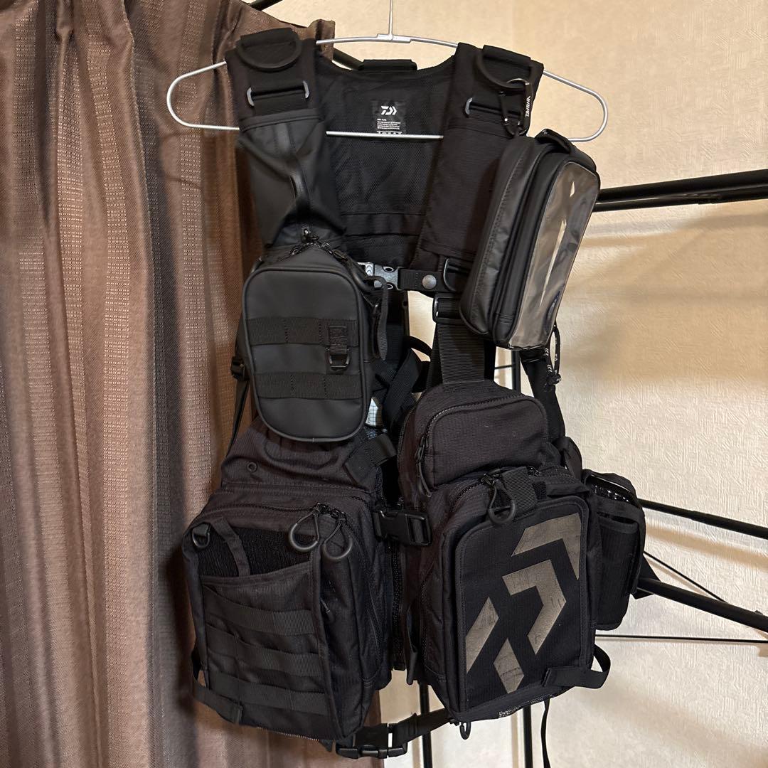 ひとし　DAIWA ダイワ　DF-6122 ベンチクールゲームベストV