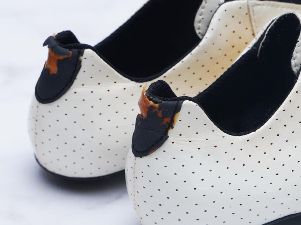 ☆新品未使用☆ LAKE CX301 ホワイト 40.5ノーマル幅 軽量294g