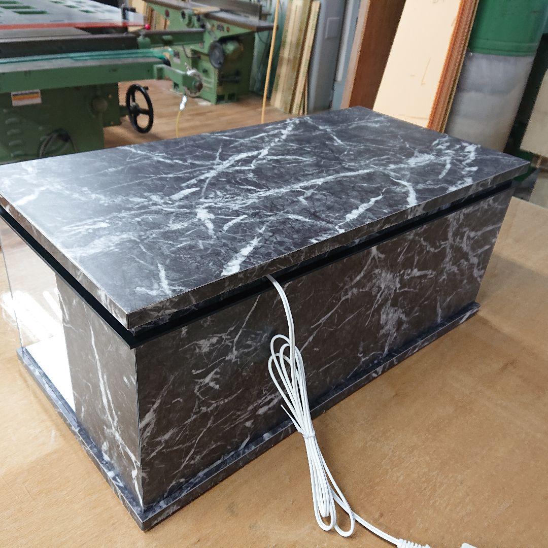 アクリルショーケース　黒大理石仕様