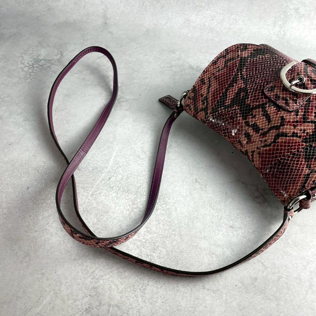 ✨稀少✨未使用✨コーチ　ショルダーバッグ パイソン柄　ソーホー　パープル