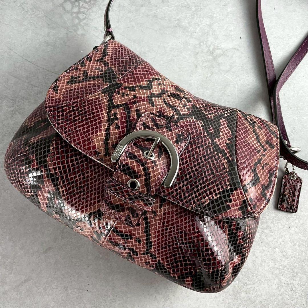 ✨稀少✨未使用✨コーチ　ショルダーバッグ パイソン柄　ソーホー　パープル