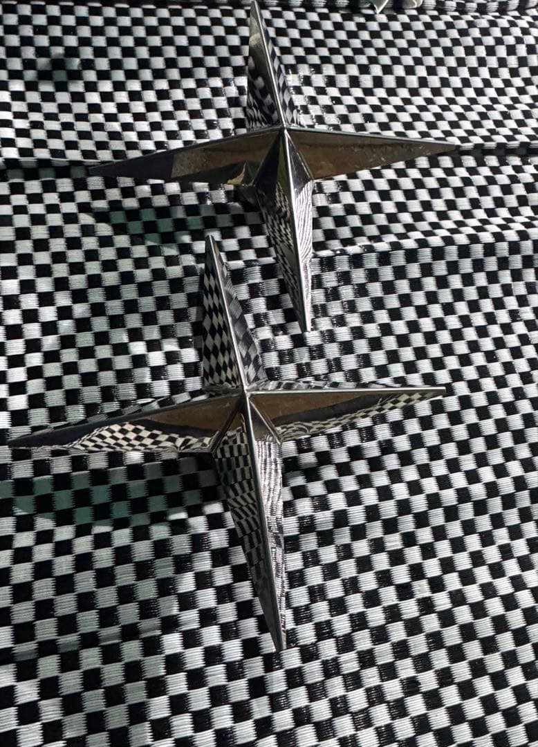 鏡面ステンレス製 中型車用 4トン 17.5インチ ホイール 十時型スピンナー