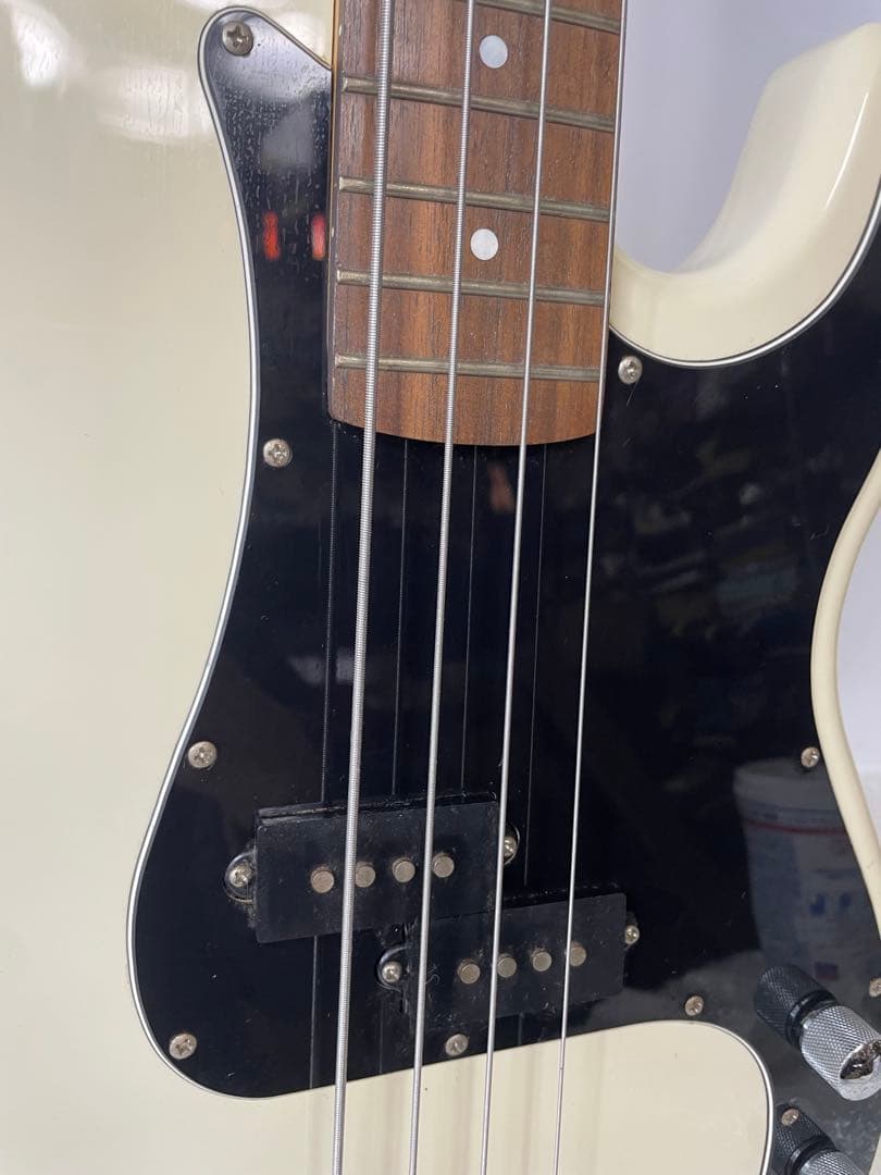 SELDER プレシジョンベース エレキベース 白系 中古 現状品