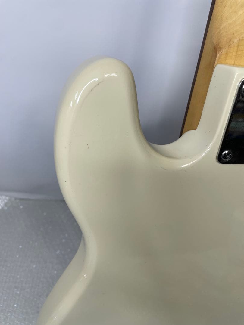 SELDER プレシジョンベース エレキベース 白系 中古 現状品