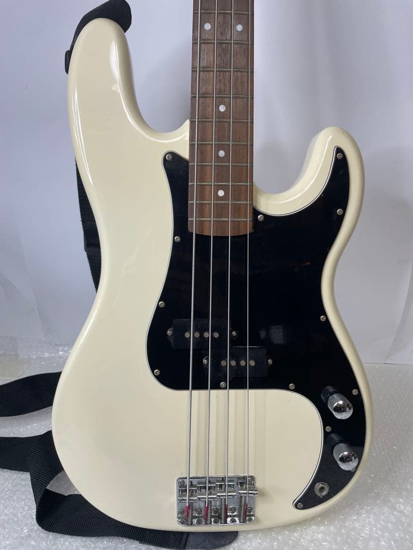 SELDER プレシジョンベース エレキベース 白系 中古 現状品