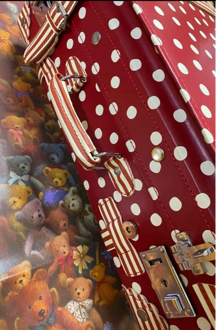 SWIMMER・スイマー コロ付きトランク キャリーケース 未使用品!!