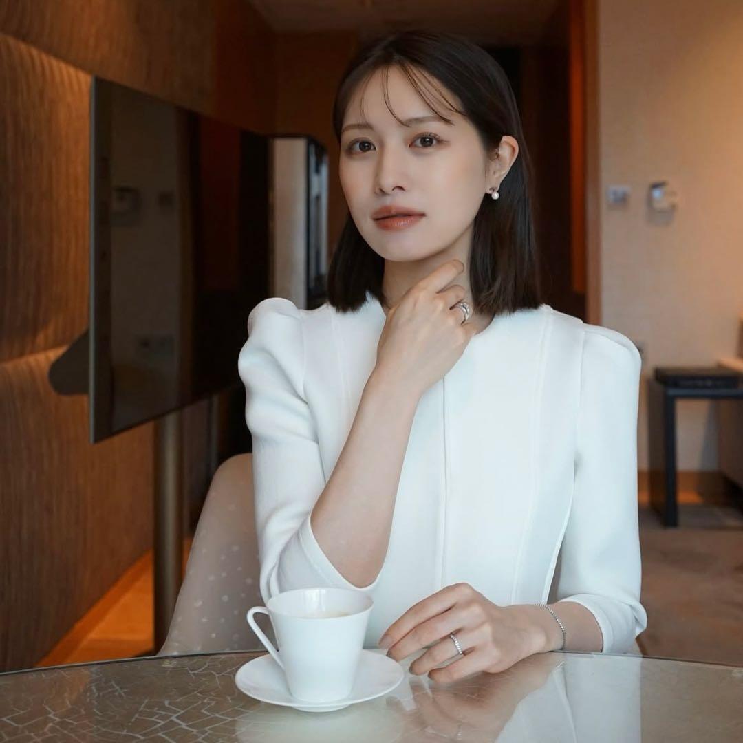 ジャケット・アウター laubeblanc Double Knit Peplum Jacket