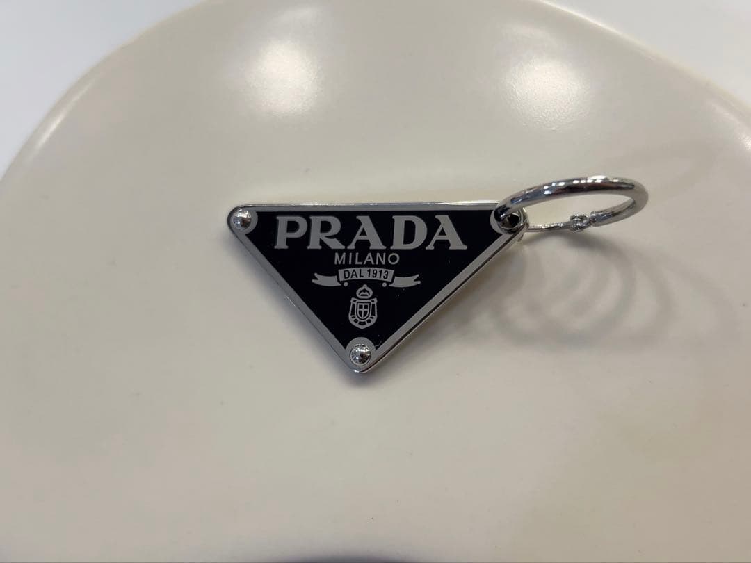 【5月末まで販売】PRADA メンズ ピアス 片耳