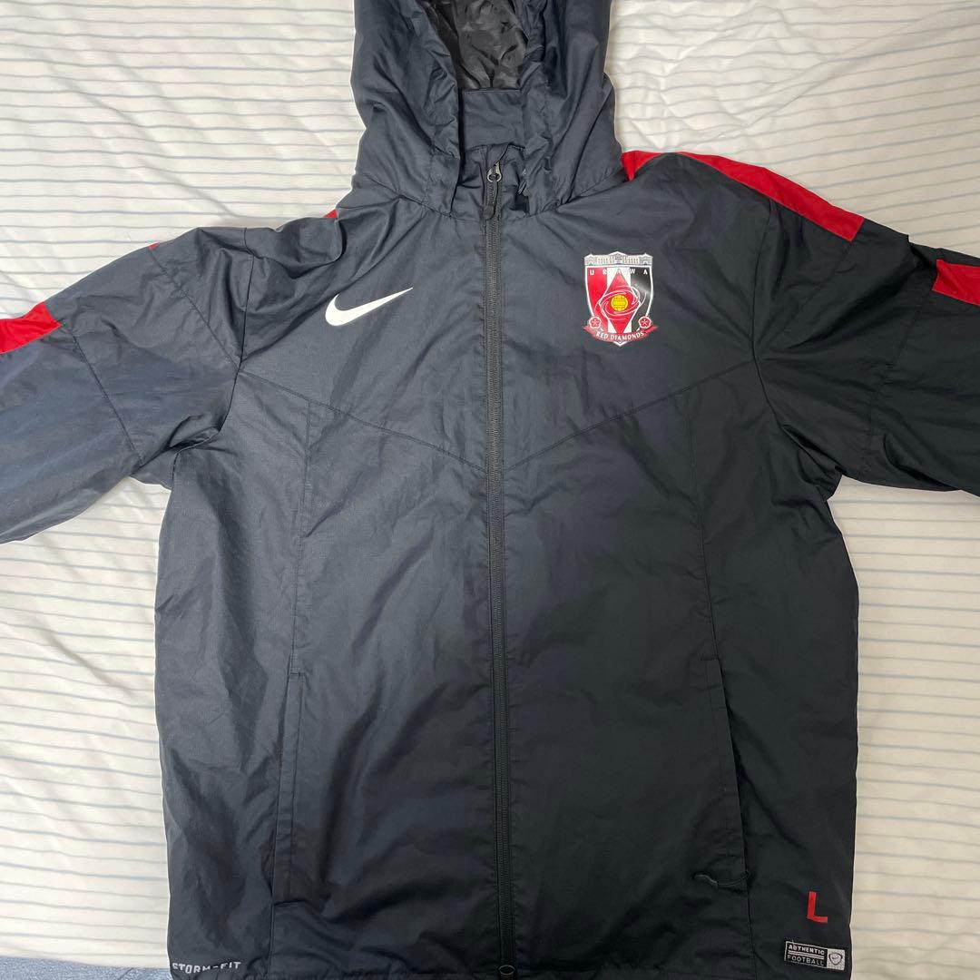 浦和レッズウィンドブレーカー Lサイズ 支給品