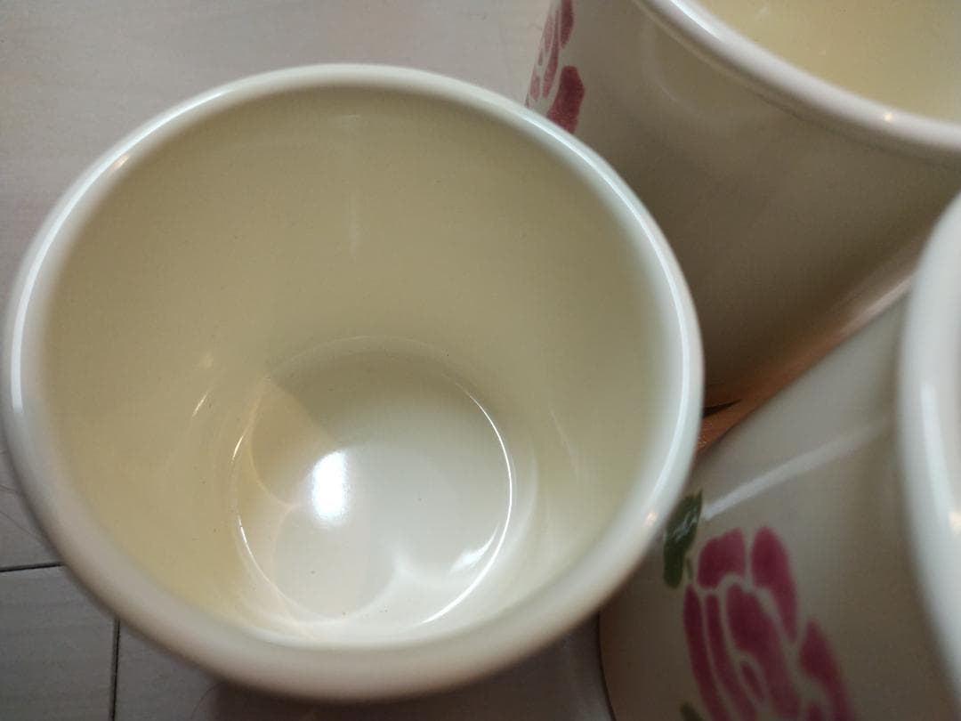 マニーローズ　ホーローキャニスター