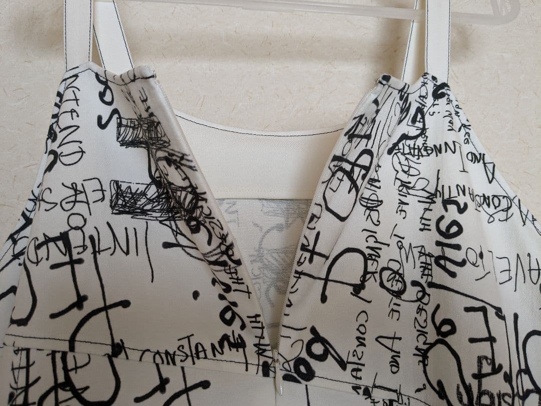 センソユニコ　tb ジャンバースカート　38 モノトーン　未使用品　高身長向け