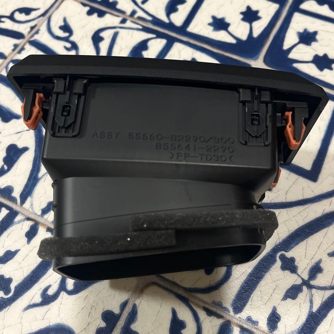 ダイハツ　タフト　シフトパネル　エアコン吹き出し口　純正　ブラック　3点セット