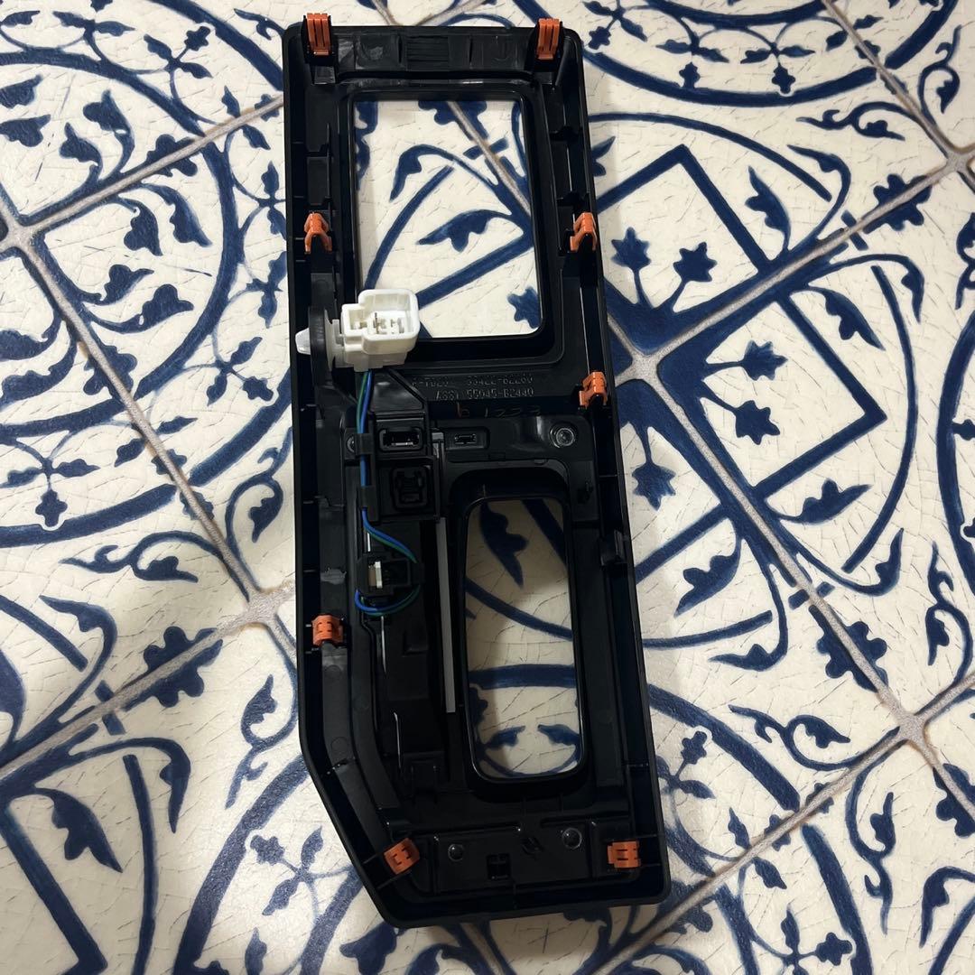 ダイハツ　タフト　シフトパネル　エアコン吹き出し口　純正　ブラック　3点セット