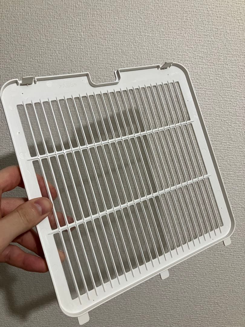 SHARP 除湿機 ホワイト スリムデザイン