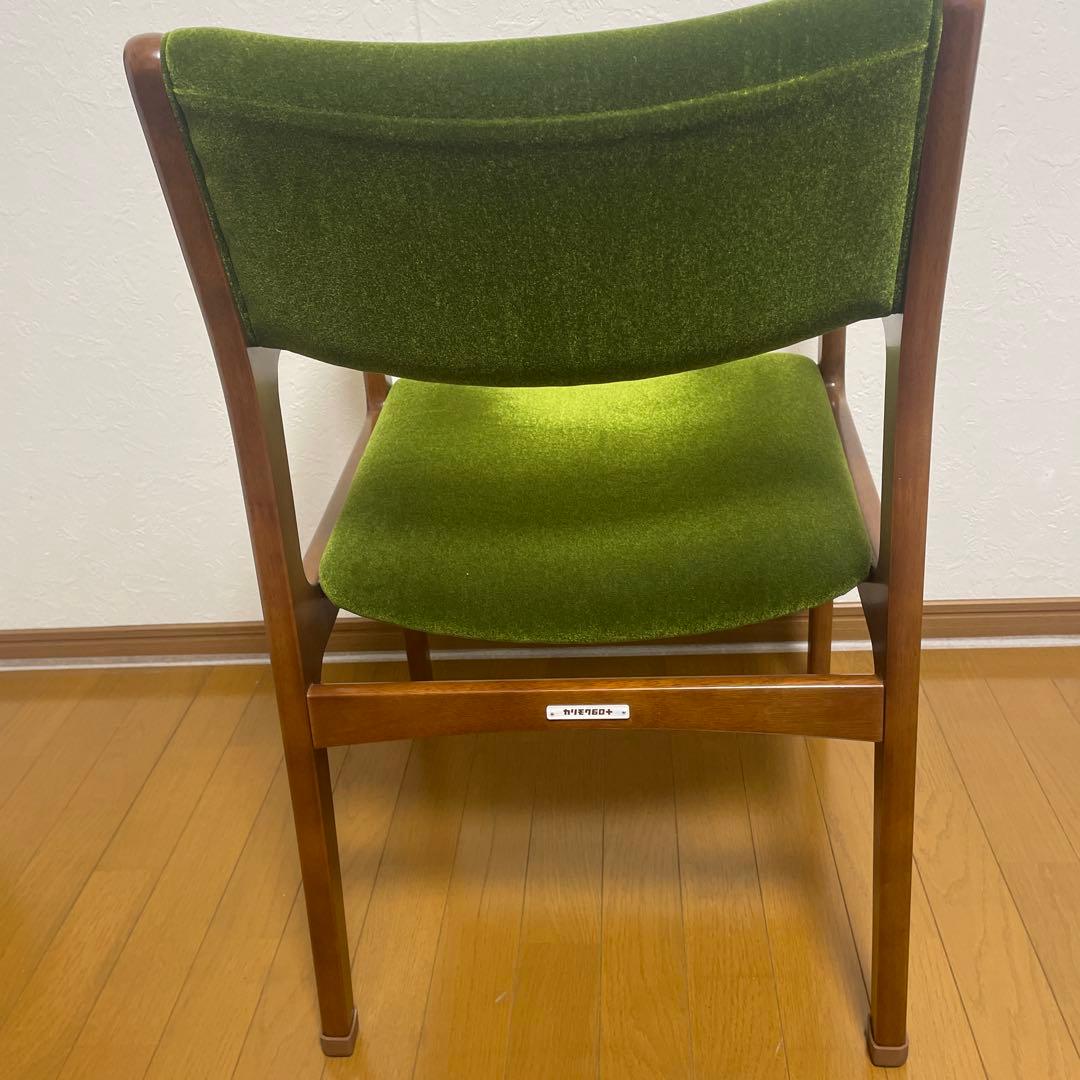カリモク60 モケットグリーンダイニングチェア
