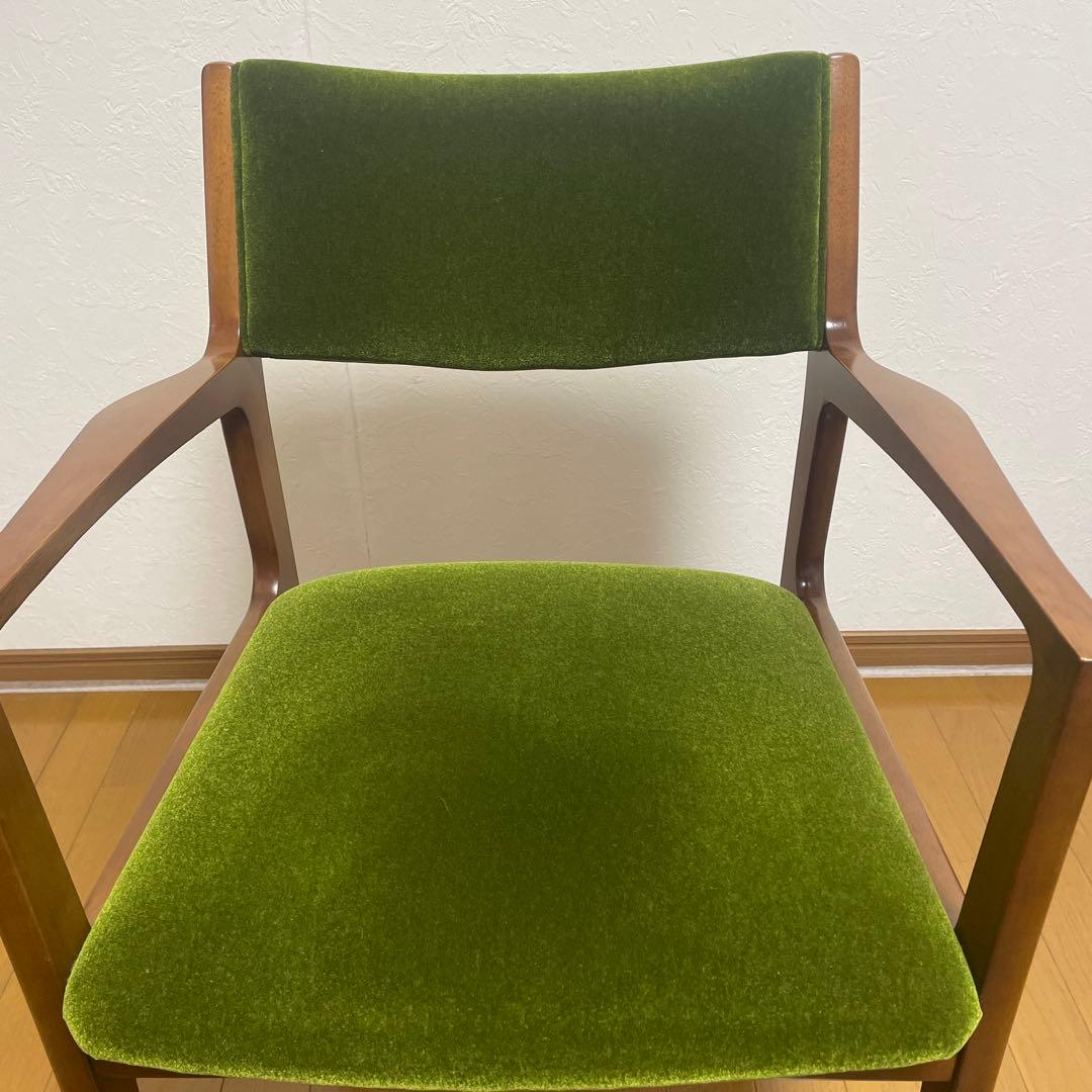 カリモク60 モケットグリーンダイニングチェア