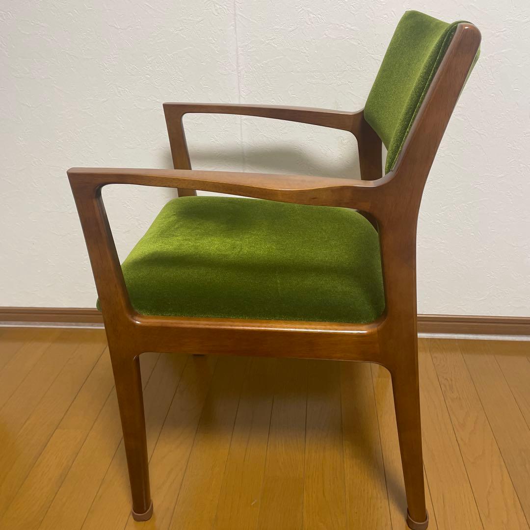 カリモク60 モケットグリーンダイニングチェア