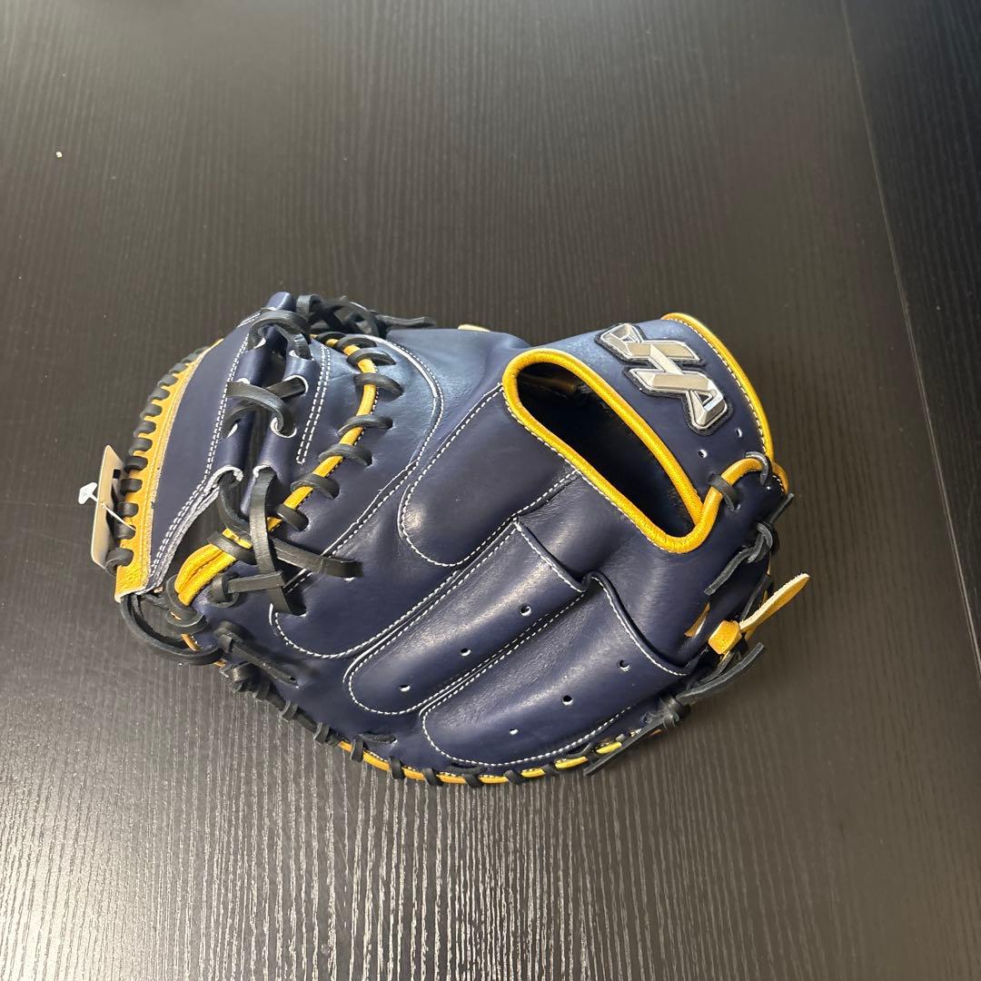 軟式ミット ネイビー×ゴールド