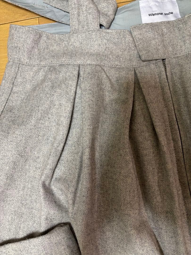 くり‼️ソラモナ solamonatウールタック　サロペット グレー