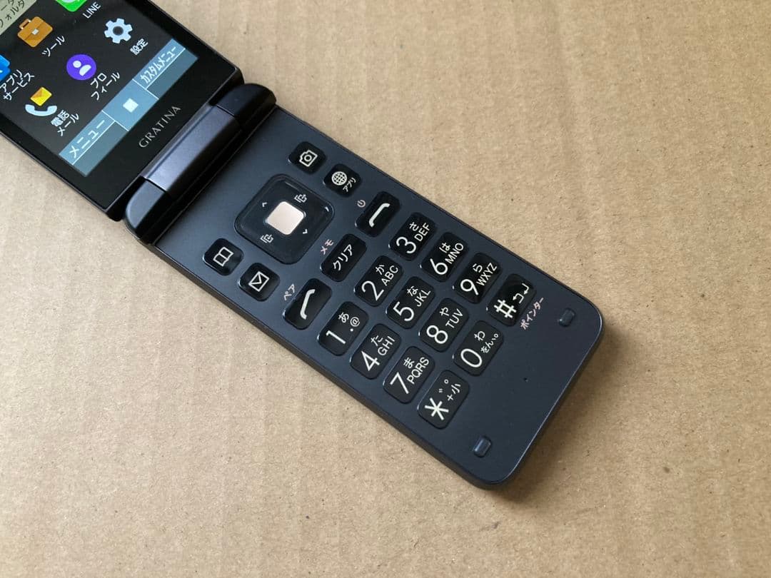 美品 G829 GRATINA 4G KYF39 SIMフリー ガラホ povo