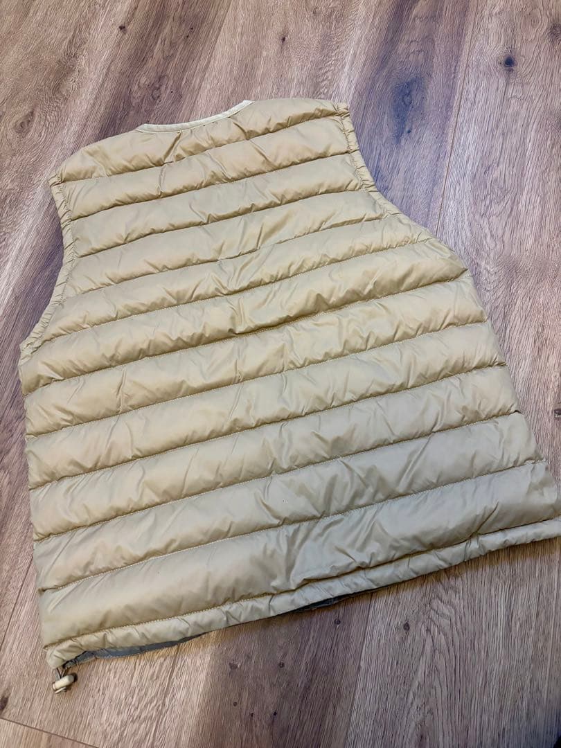 きなこ　DANTON / インナーダウン クルーネック ベスト ベージュ