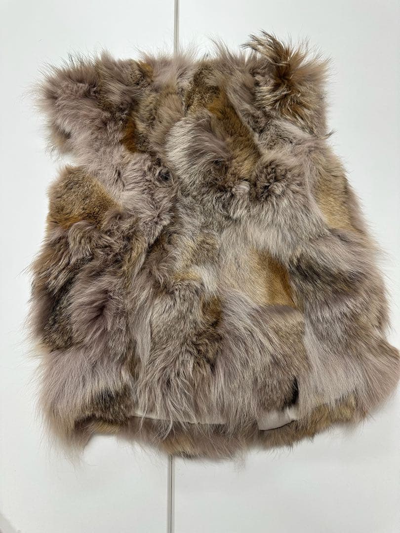 ミュウミュウ　マルチカラーファーベスト ノースリーブ