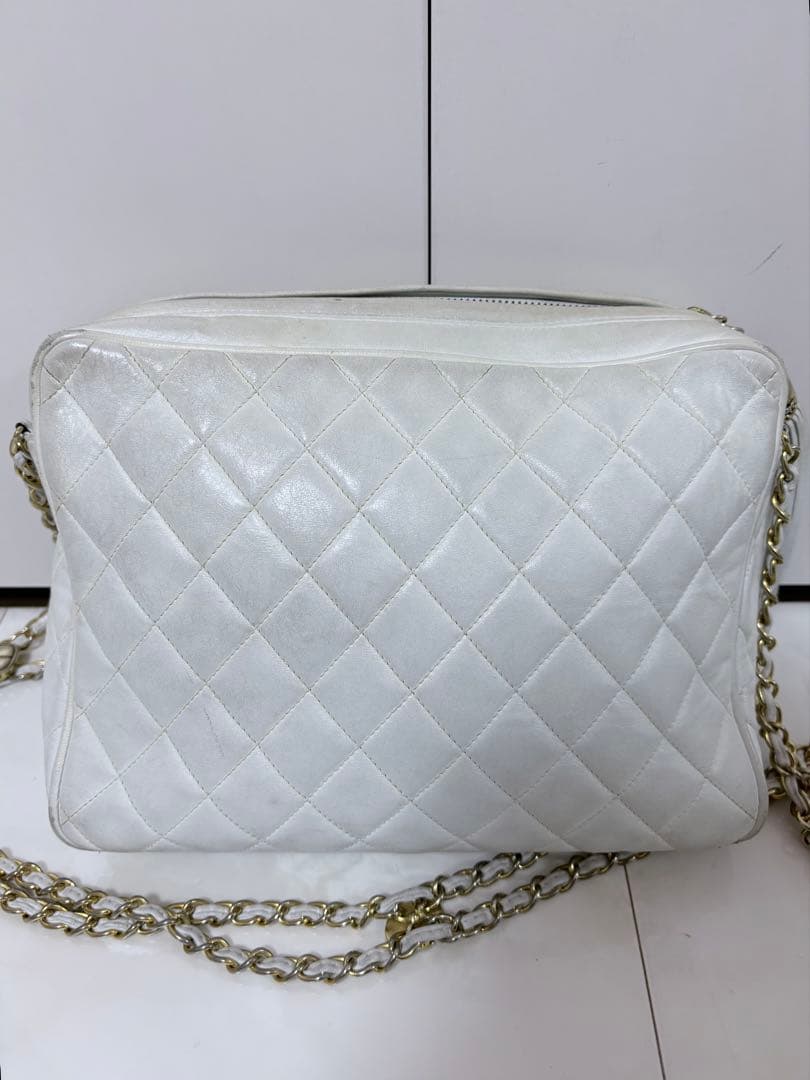 CHANELマトラッセ　チェーンショルダーバッグ