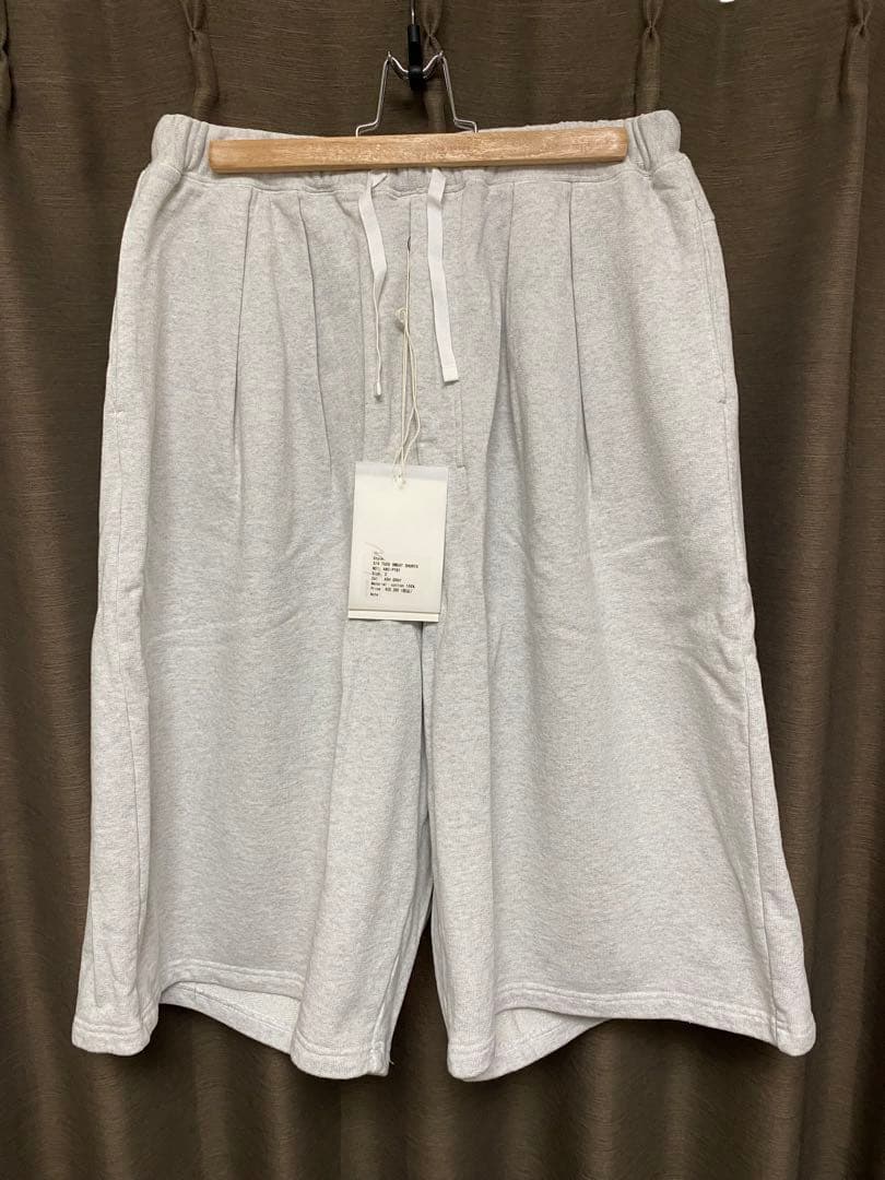 ANCELLM 3/4 TUCK SWEAT SHORTS グレー