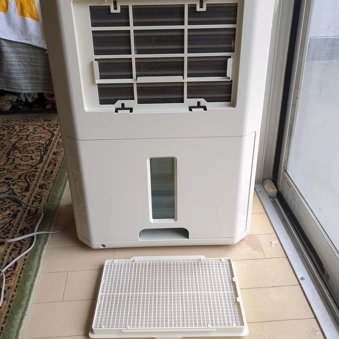 動作確認済み　CORONA CDM-108 除湿機