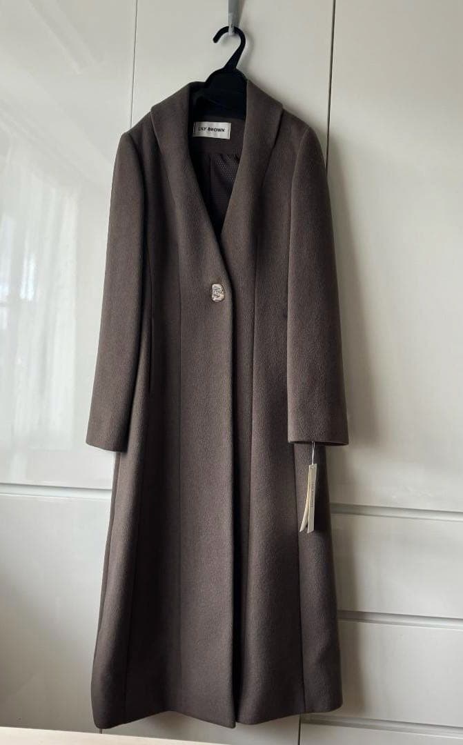【新品・WEB限定サイズ】チェスターコート Lily Brown コート
