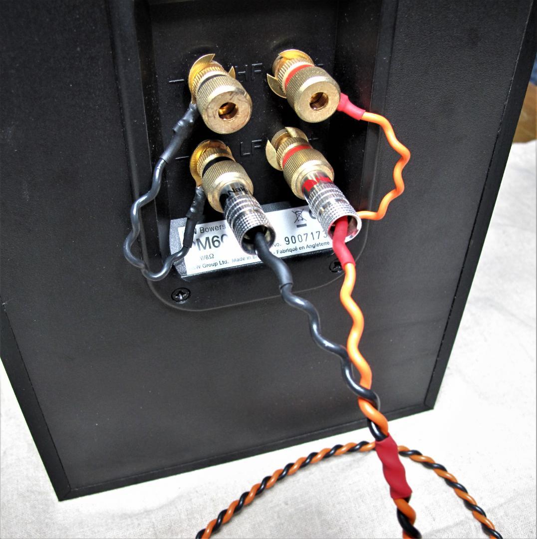 BELDENベルデン 9497 4ｍ2本　 高品質ナカミチ金プラグ付！