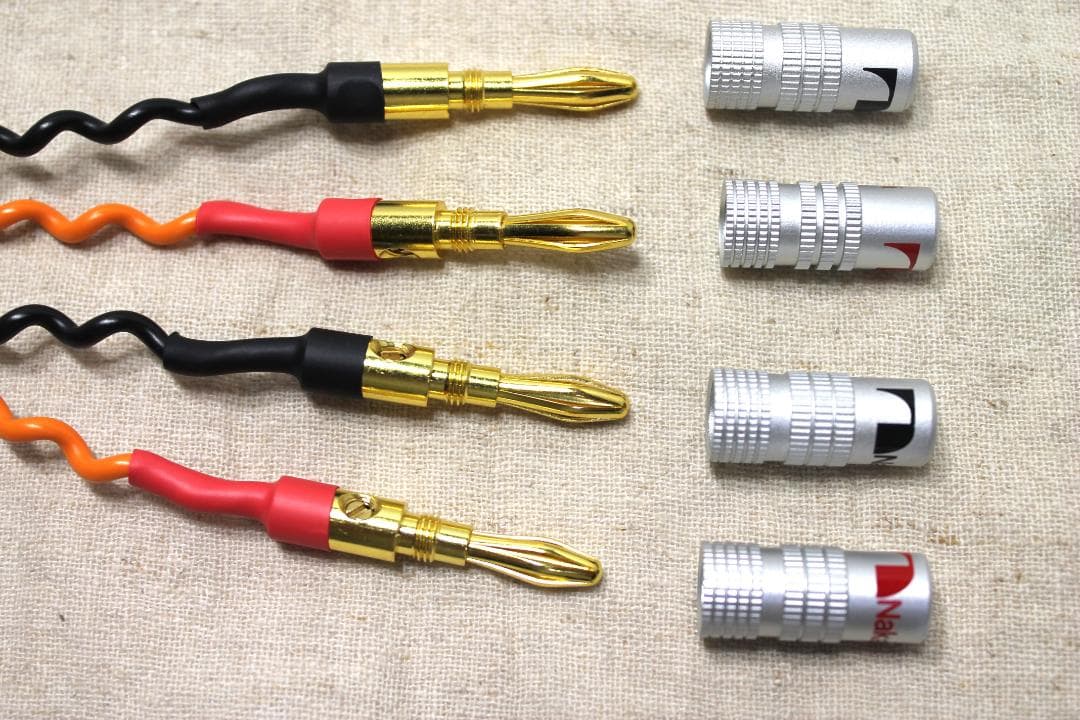 BELDENベルデン 9497 4ｍ2本　 高品質ナカミチ金プラグ付！