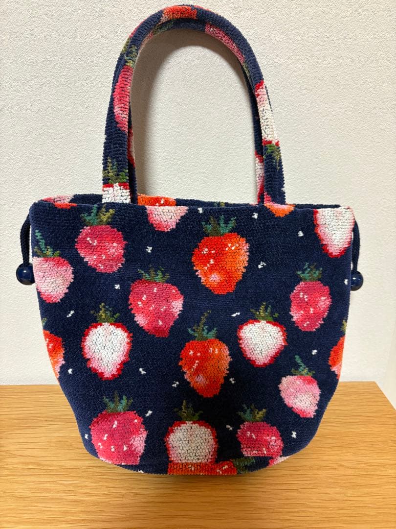 ラブラリーバイフェイラー ストロベリードット 巾着 バッグ ネイビー