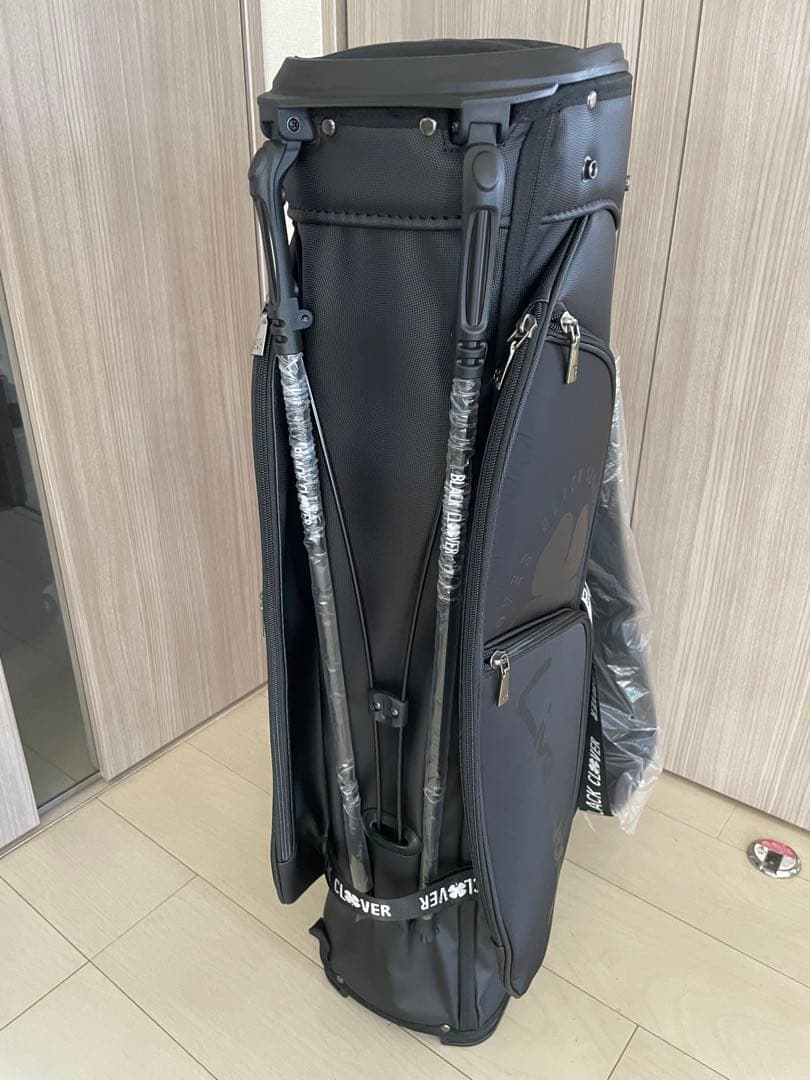 新品未使用　人気のBLACK CLOVER キャディバッグ ブラック