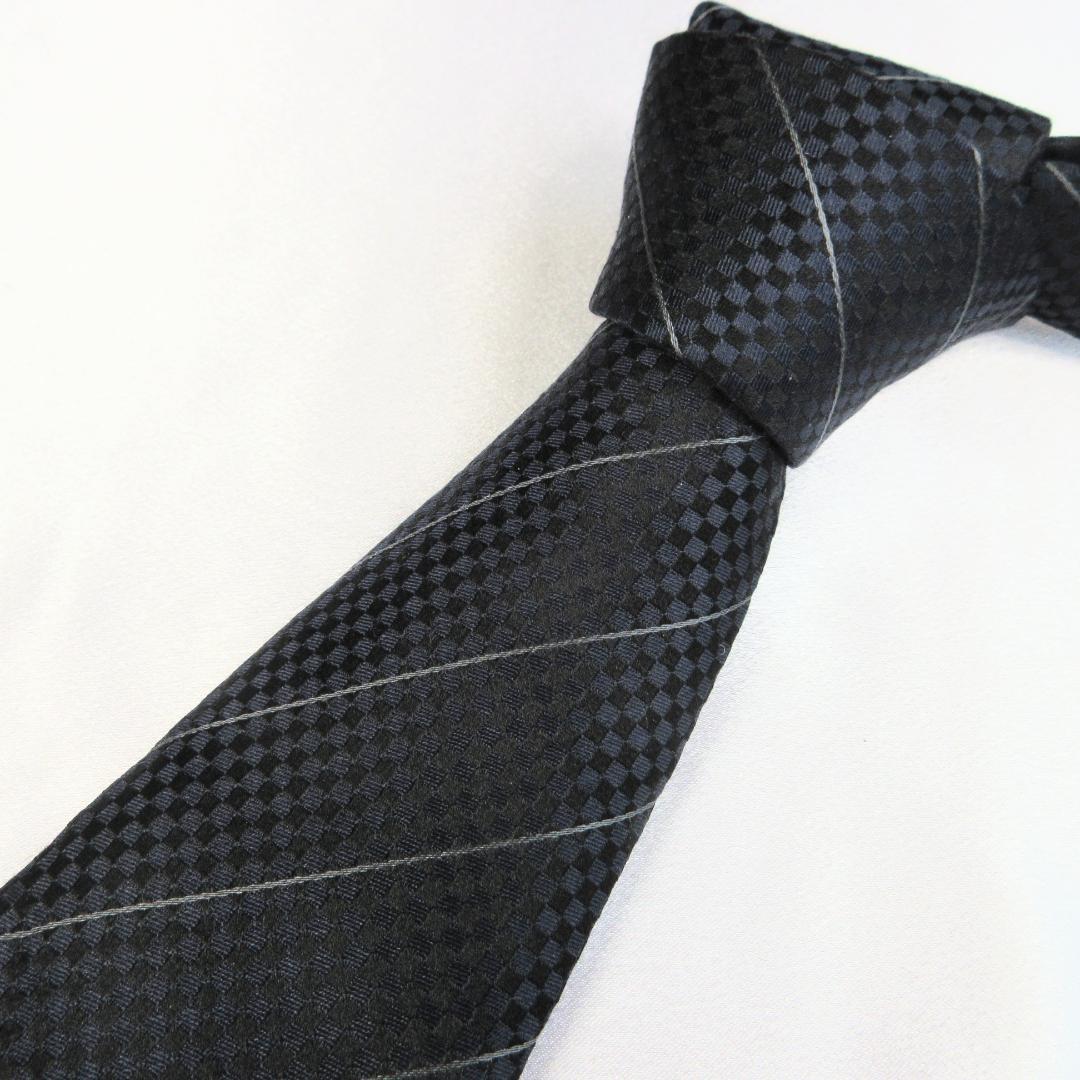 ルイヴィトン　マイクロダミエ　LVロゴ　ストライプ　紺×黒　ネクタイ