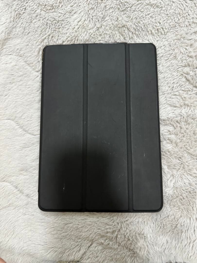 iPad 第9世代 64GB シルバーWi-Fi【専用ケース付き】【即日発送】