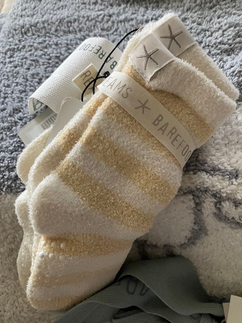 早い者勝ちクリスマスまで※【新品】ベアフットドリームス 木馬柄ブランケットセット