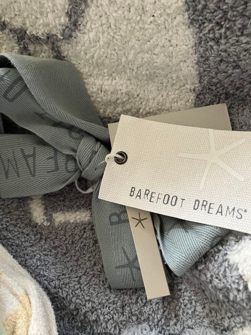 早い者勝ちクリスマスまで※【新品】ベアフットドリームス 木馬柄ブランケットセット