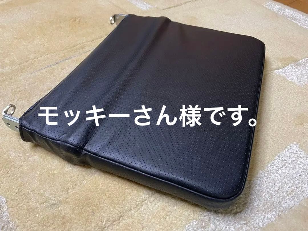 200系ハイエース助手席用オットマンRa•kuda