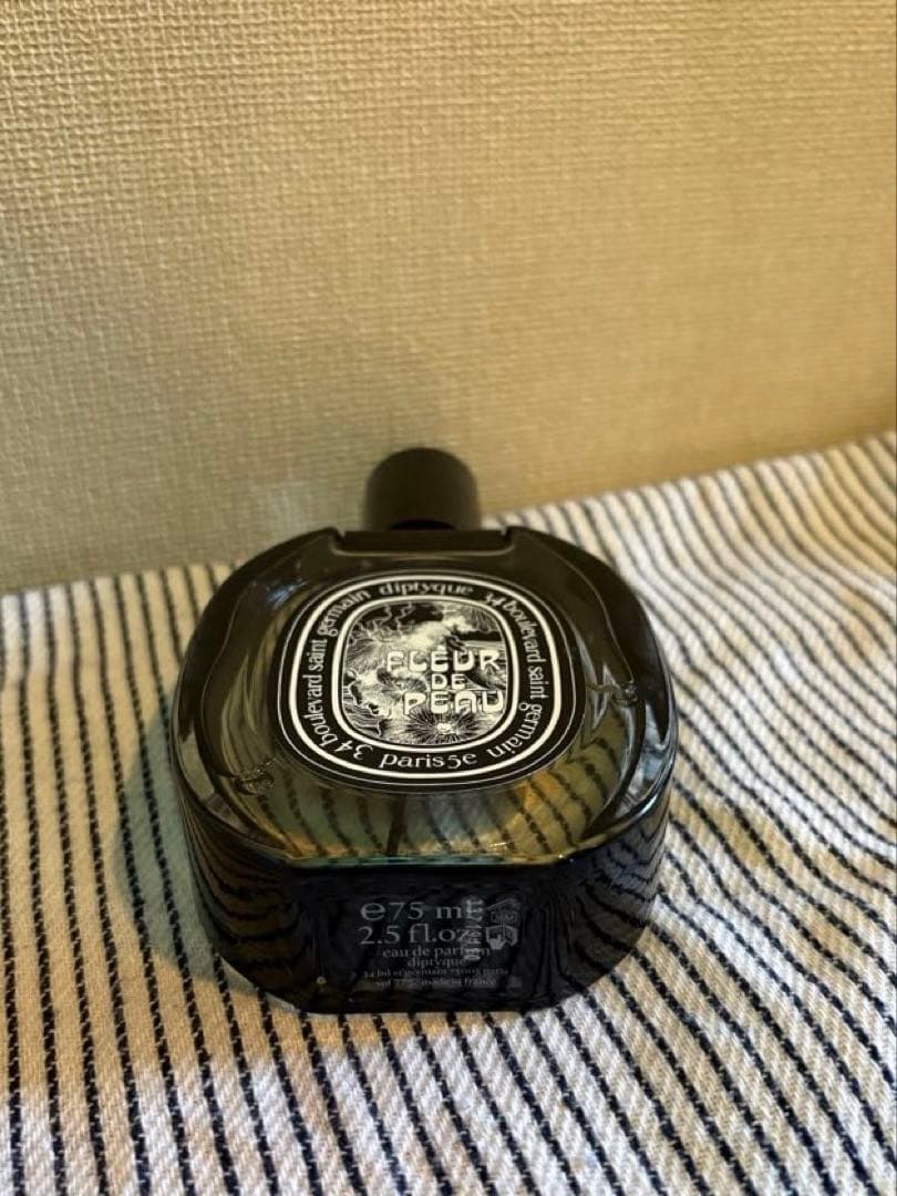 香水(ユニセックス) diptyque FLEUR DE PEAU 75ml