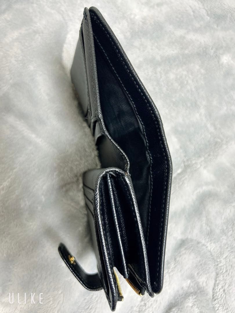 me-まま PRADA ブラック 二つ折り財布 箱付き