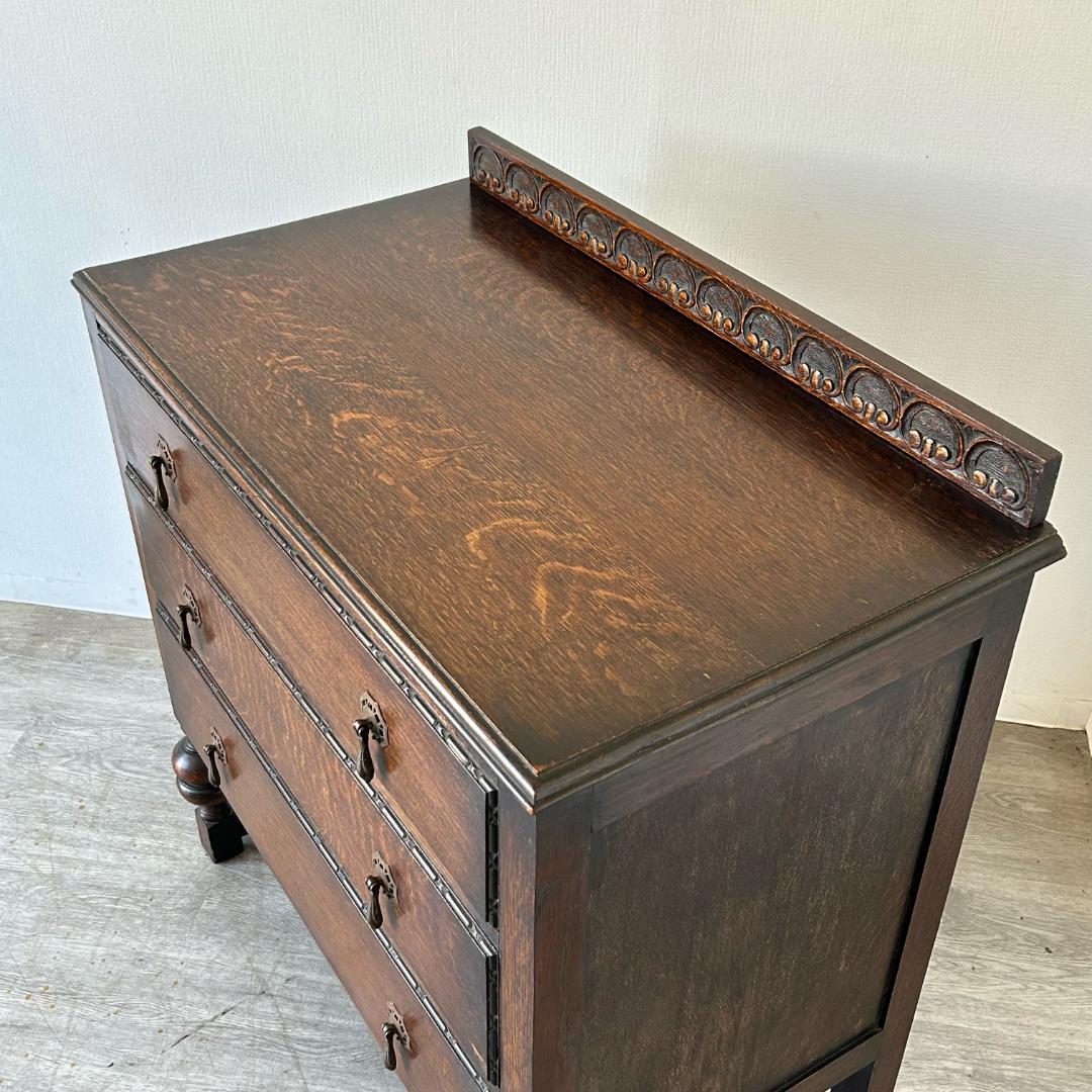 イギリス アンティーク　家具 チェスト　1930年頃 英国　520A