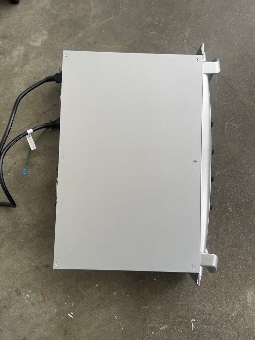 Behringer パワーアンプ iNUKE NU1000