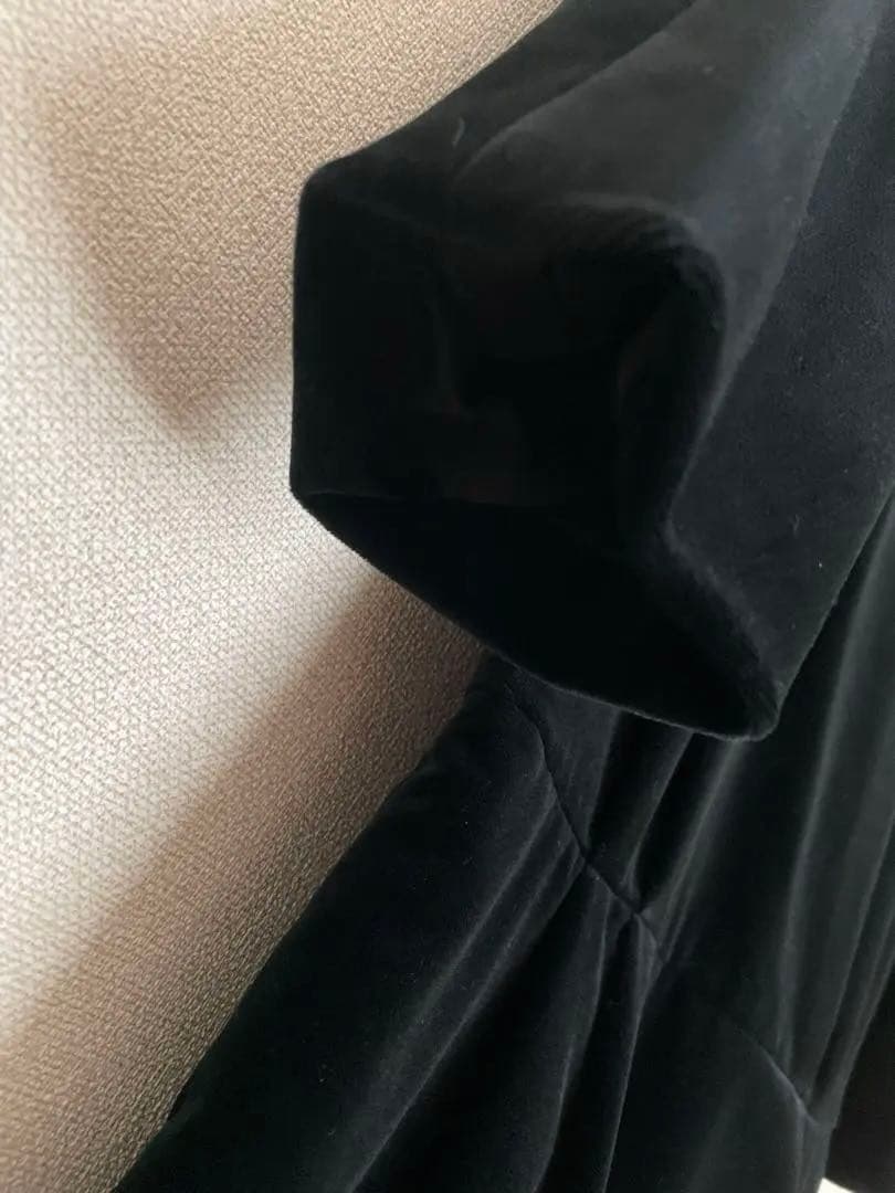 おまとめ①マーガレットハウエル ベルベットワンピース　②miumiu ワンピース