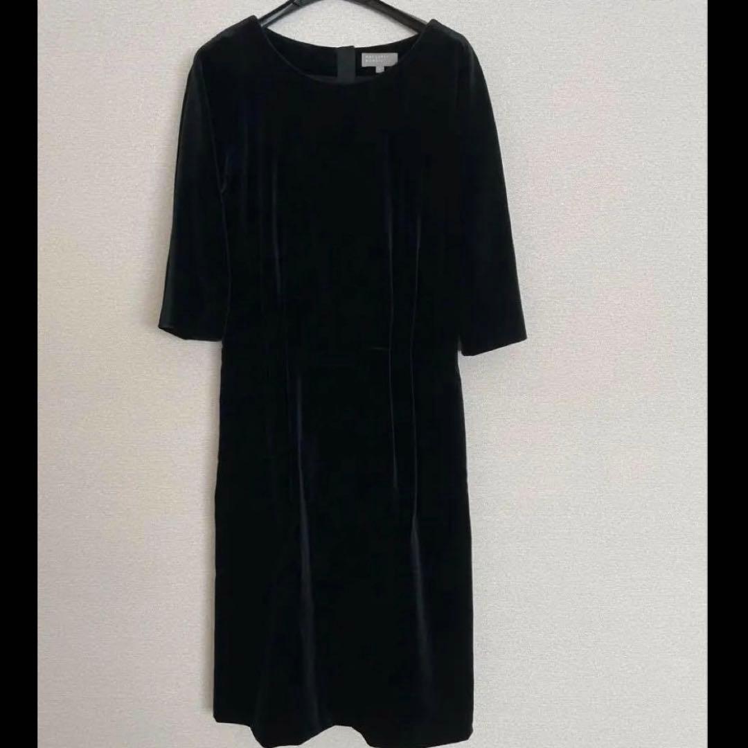 おまとめ①マーガレットハウエル ベルベットワンピース　②miumiu ワンピース