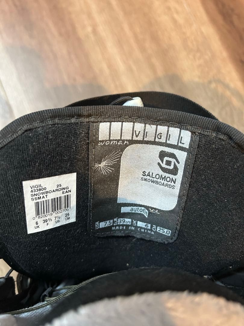 Salomon スノーボードブーツ ブラック