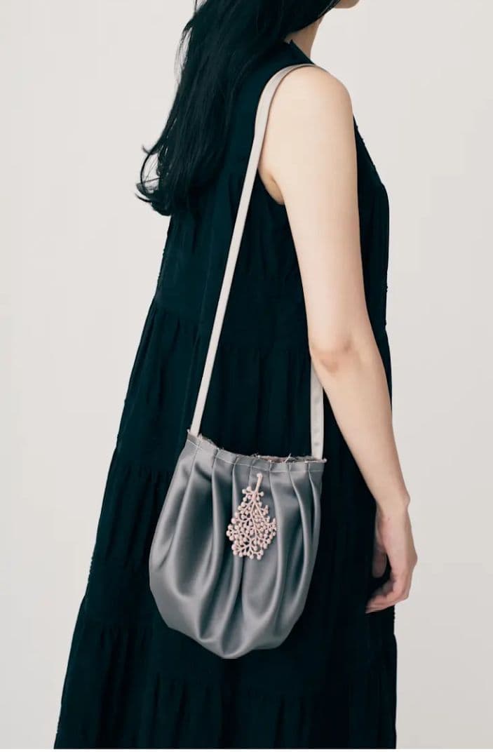 ミナペルホネン　ポシェット　pirouette 2025SS　バッグ