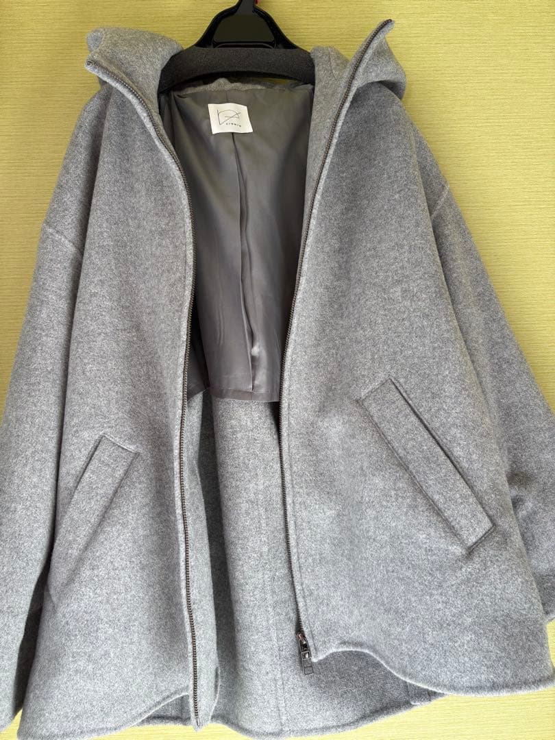 クルーレ　Crewre リバーフーデットミドルコート